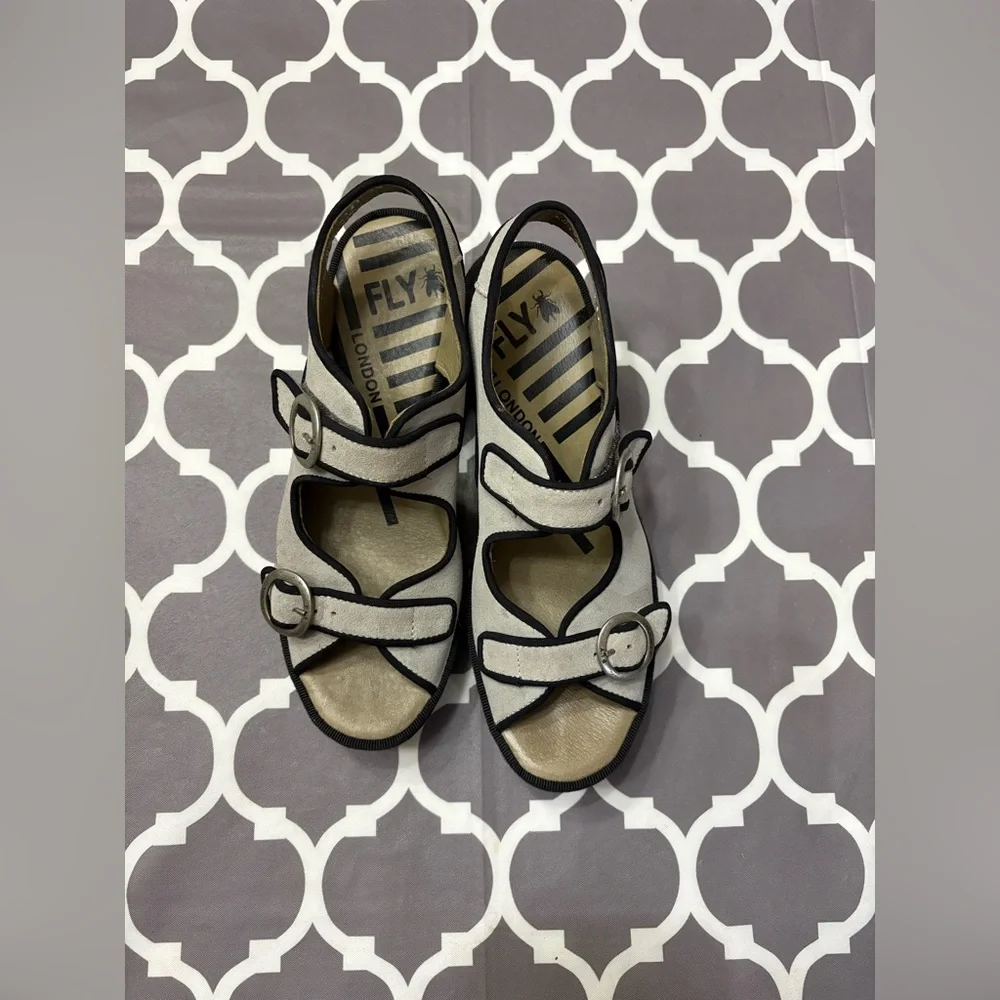 FLY London BARA355FLY platform grey suede platform sandals